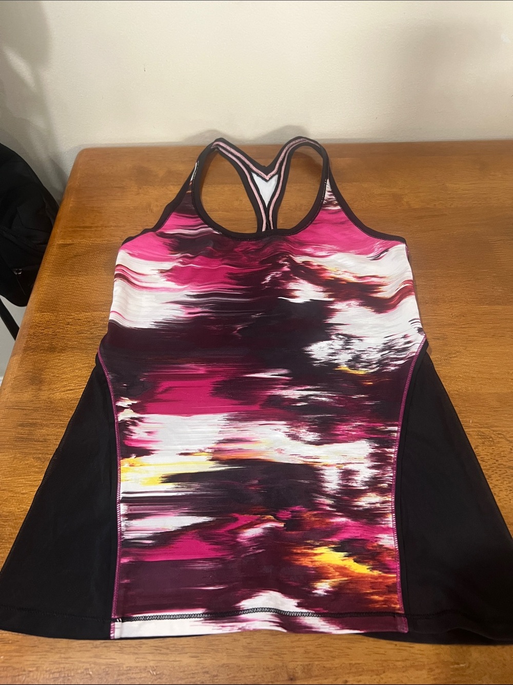 Lululemon Cool Racerback Mesh Workout Tank Size 6 (with out tags)